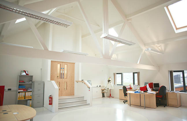 The Comfort Resins collection consists of four self-smoothing and flexible polyurethane coatings.