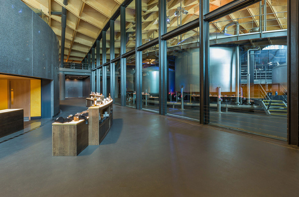 Macallan-Distillery-Visitor-Centre-CS-Image-02.jpg